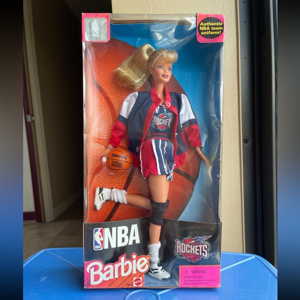 1998 NBA Houston Rockets Barbie - Picture 2 of 5